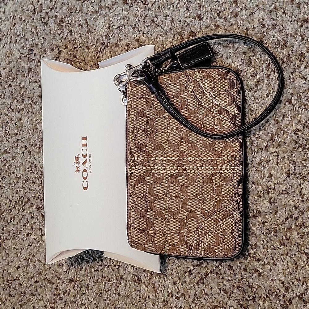 Coach wristlet